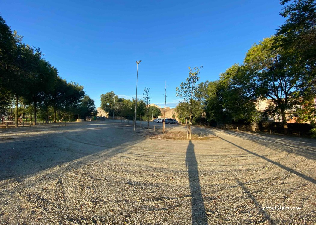 (17780) Garriguella - 3 Carrer Principal — foto