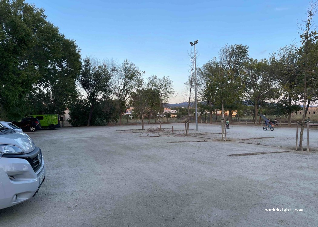 (17780) Garriguella - 3 Carrer Principal — foto 2