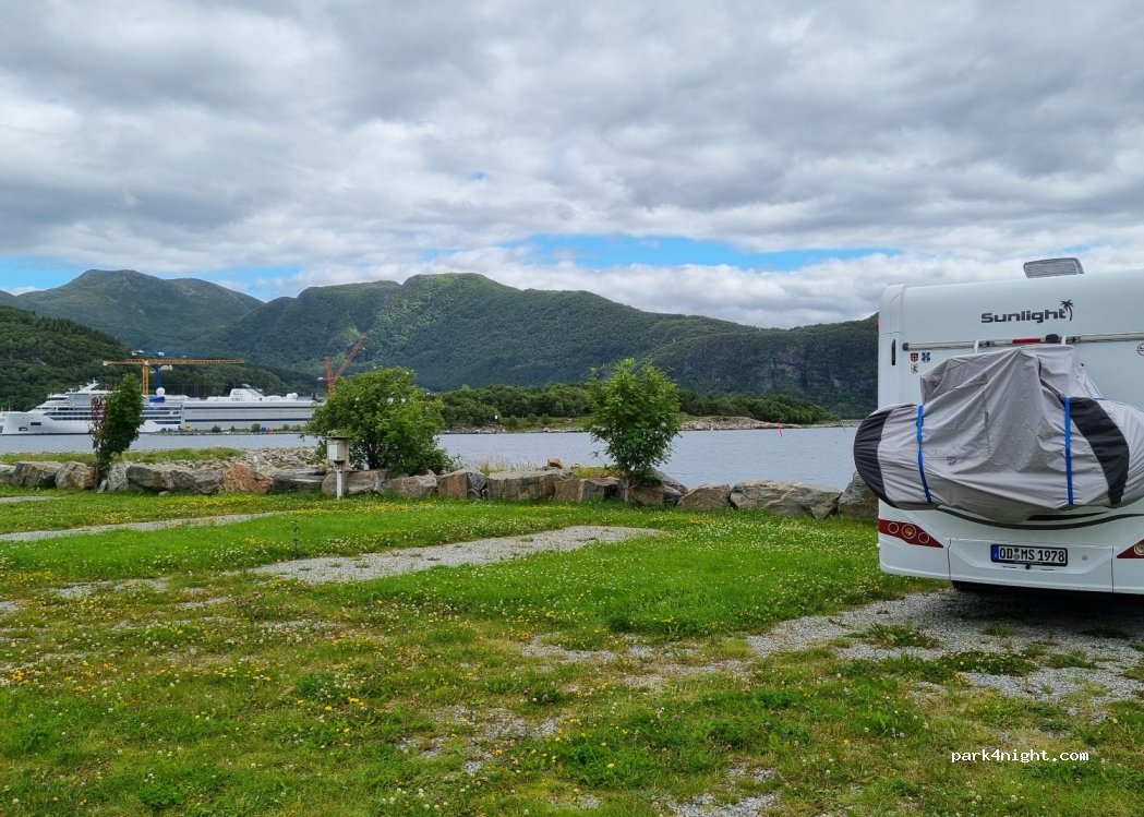 (6280) Søvik - Unnamed Road — foto 2