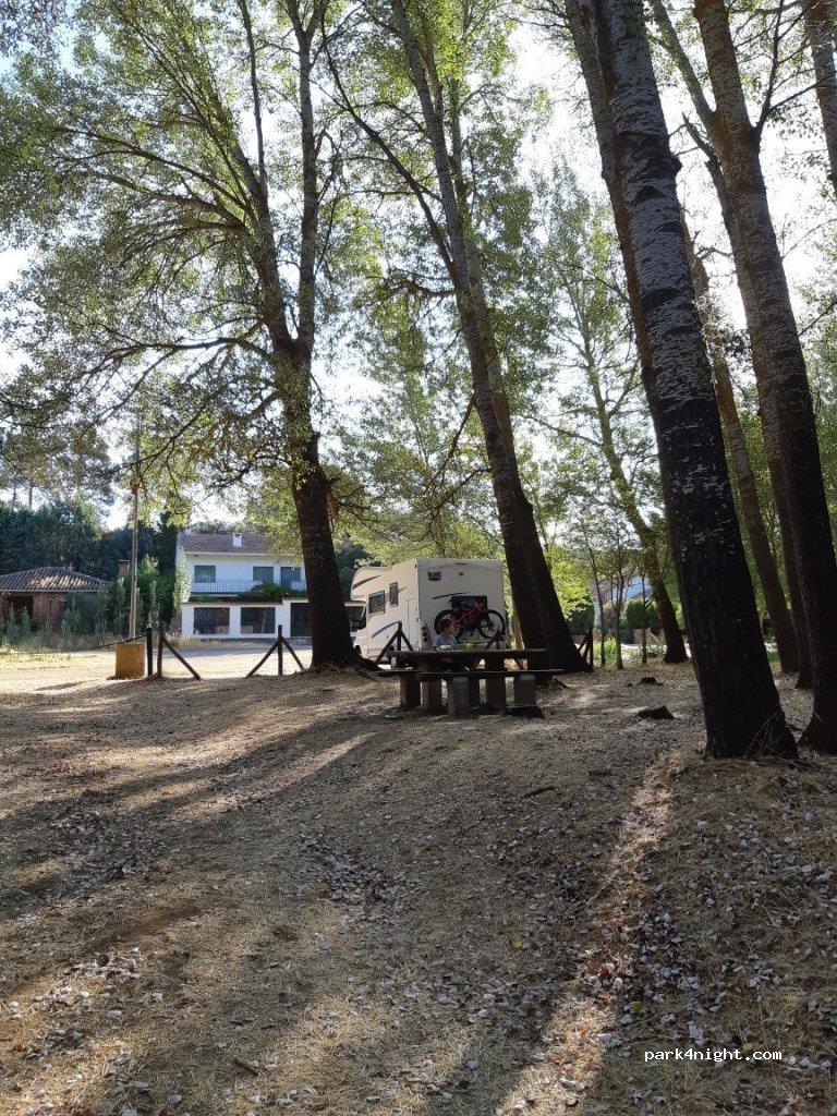 (13100) Piedrabuena - 23 Avenida Yedra — foto