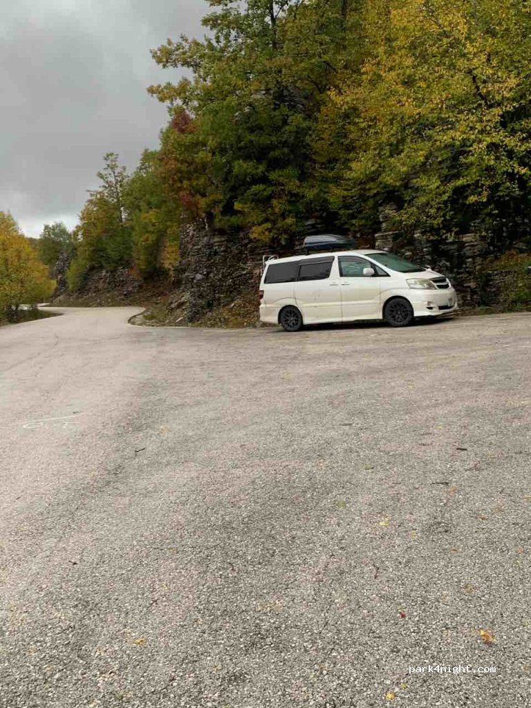 (440 07) Monodendri / Kentriko Zagori - Unnamed Road — foto 2