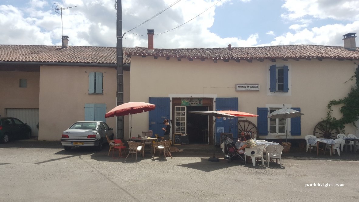 (16260) Suaux - 1813 Le Bourg — foto 2