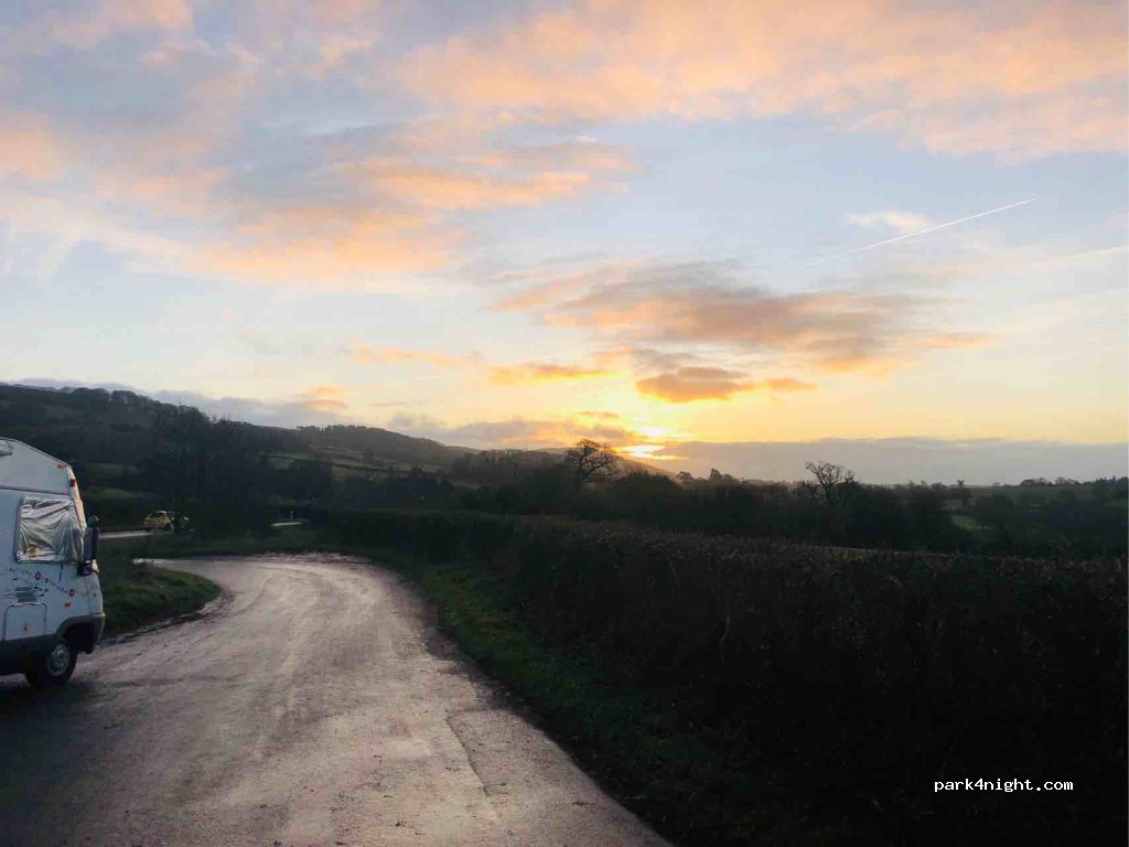(TA4 4BB) Taunton - Culverhays Ln — foto 2