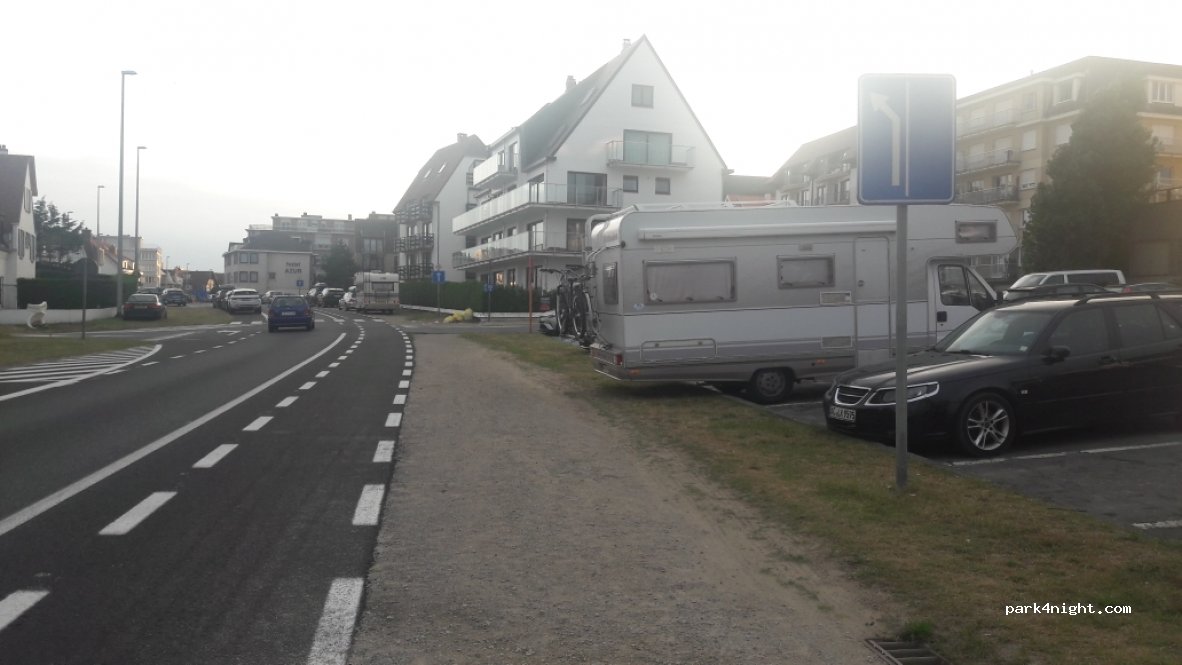 (8420) De Haan - 62 Koninklijke Baan — foto