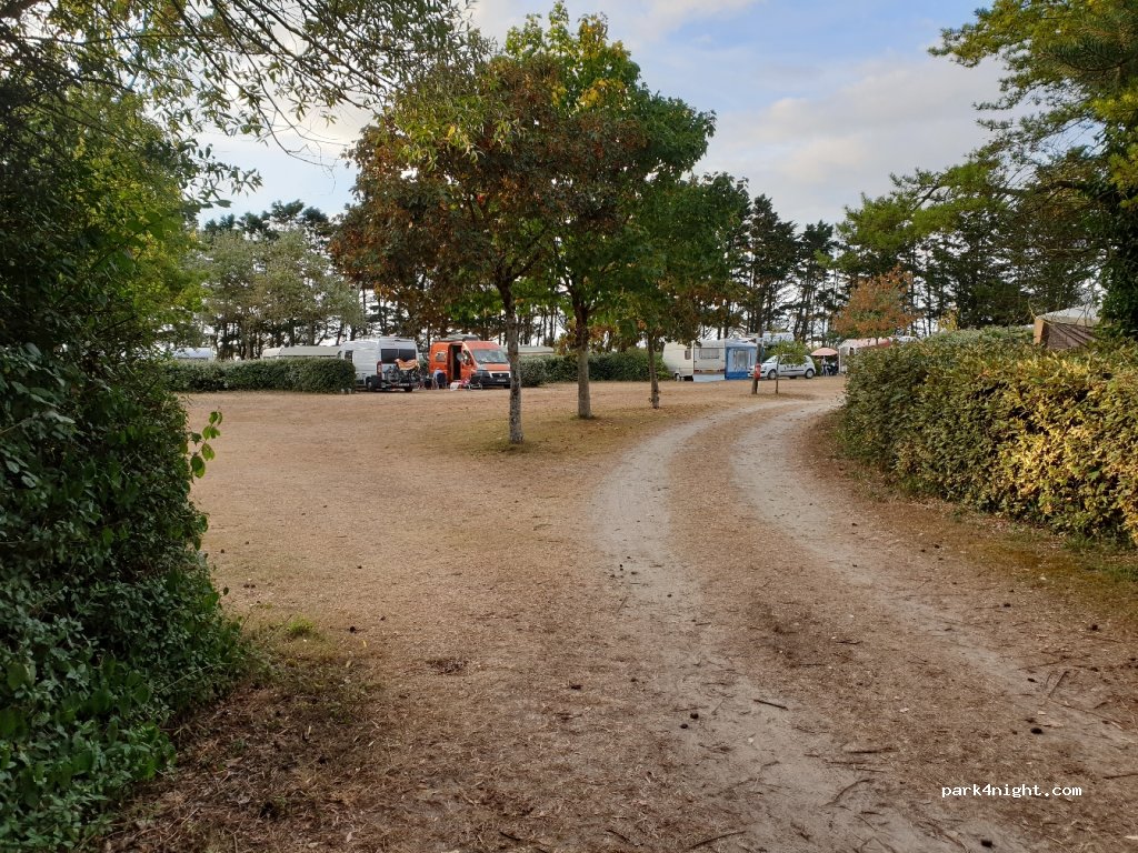 CAMPING ODE VRAS — foto