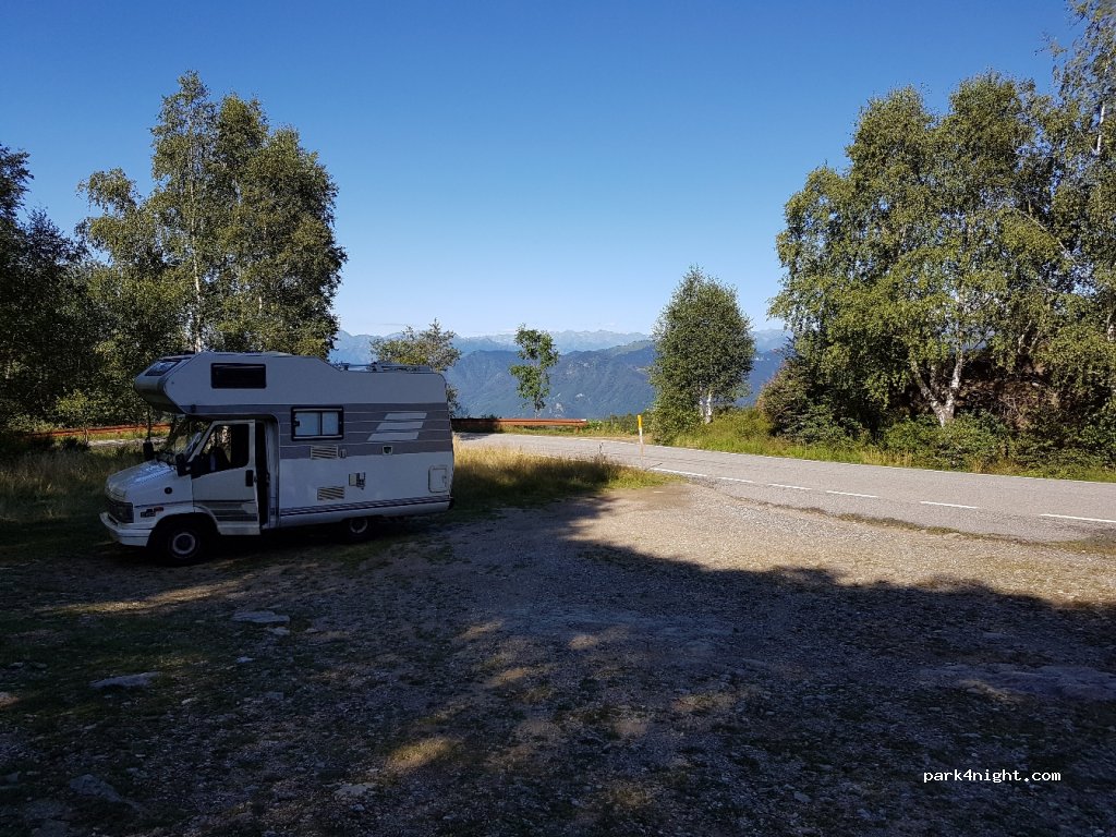 (28011) Omegna - Unnamed Road — foto 3