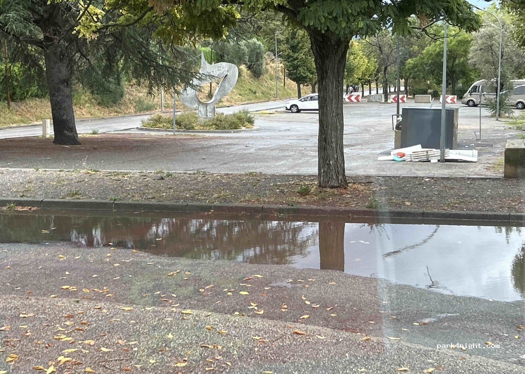(04100) Manosque - 9 Avenue de l'Argile — foto 2