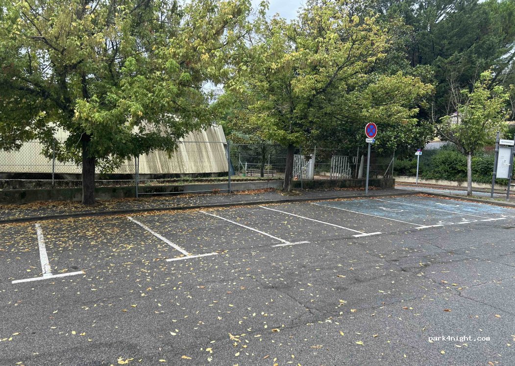 (04100) Manosque - 9 Avenue de l'Argile — foto 3