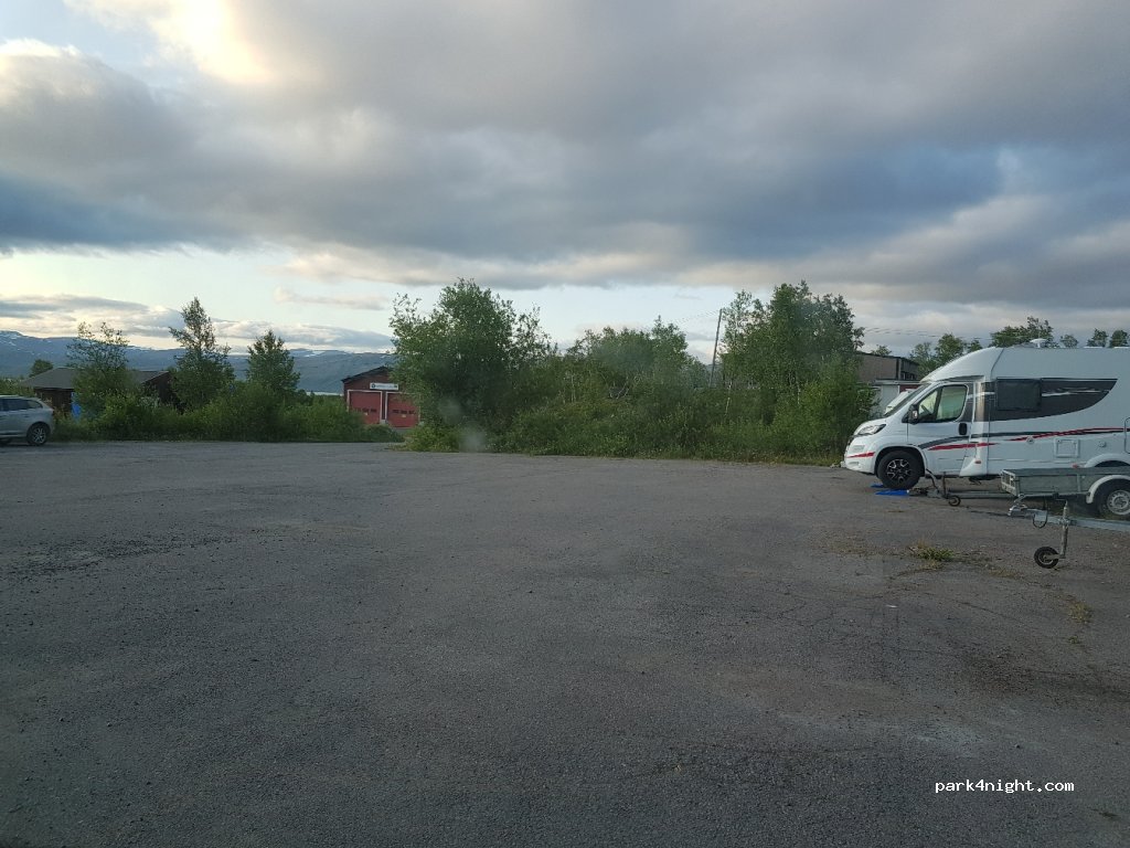 (981 07) Abisko - 1 Vetenskapens väg — foto