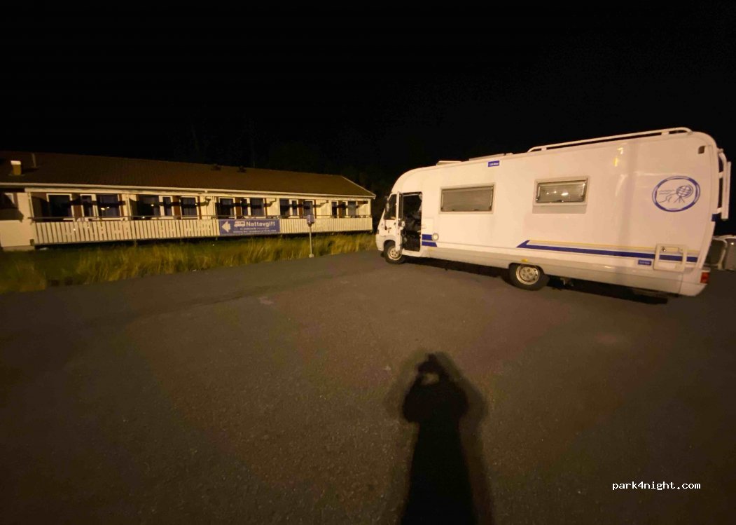 (452 70)  - 4 NORDBY KÖPCENTRUM — foto 3