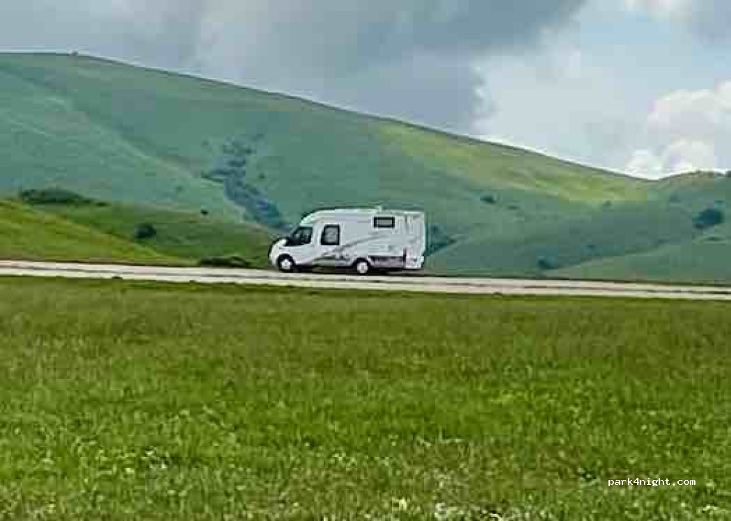 (06081) Assisi - Strada Monte Subasio — foto 3