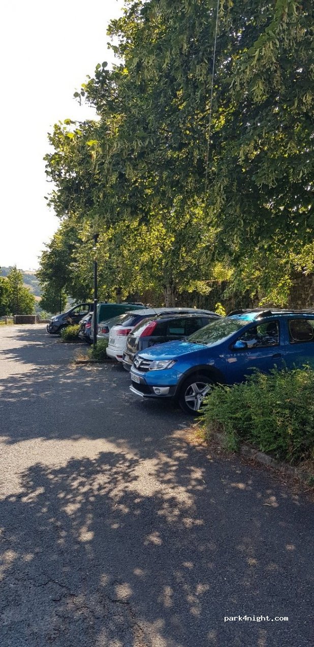 (12410) Salles-Curan - 5037A Rue du Château — foto