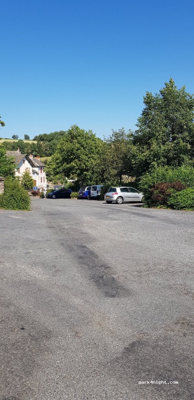 (12410) Salles-Curan - 5037A Rue du Château — foto 2