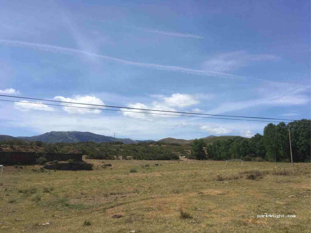 (24745) Truchas - Carretera de La Baña — foto 2