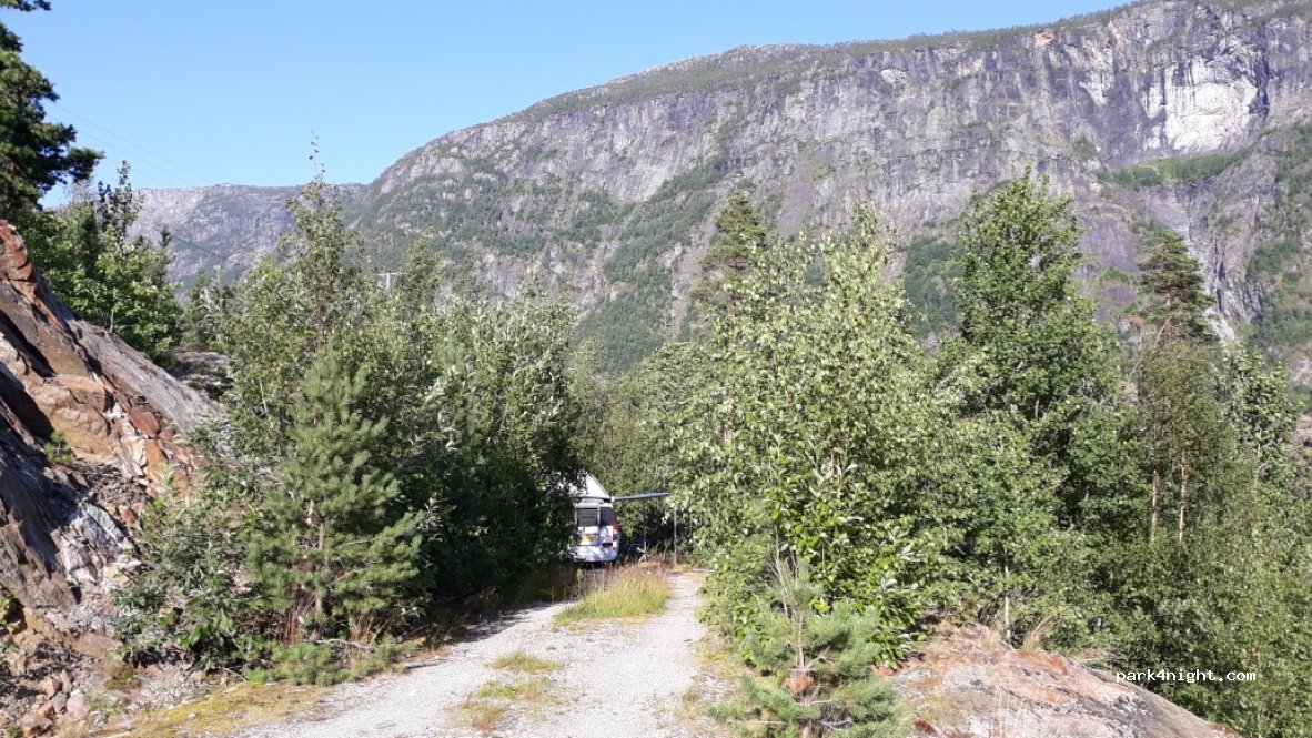 (6868) Gaupne - Unnamed Road — foto