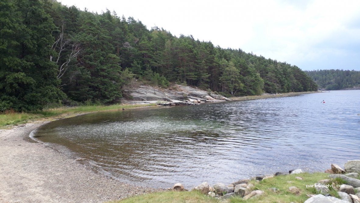 (451 96) Uddevalla - 6 Kompassviksvägen — foto 2