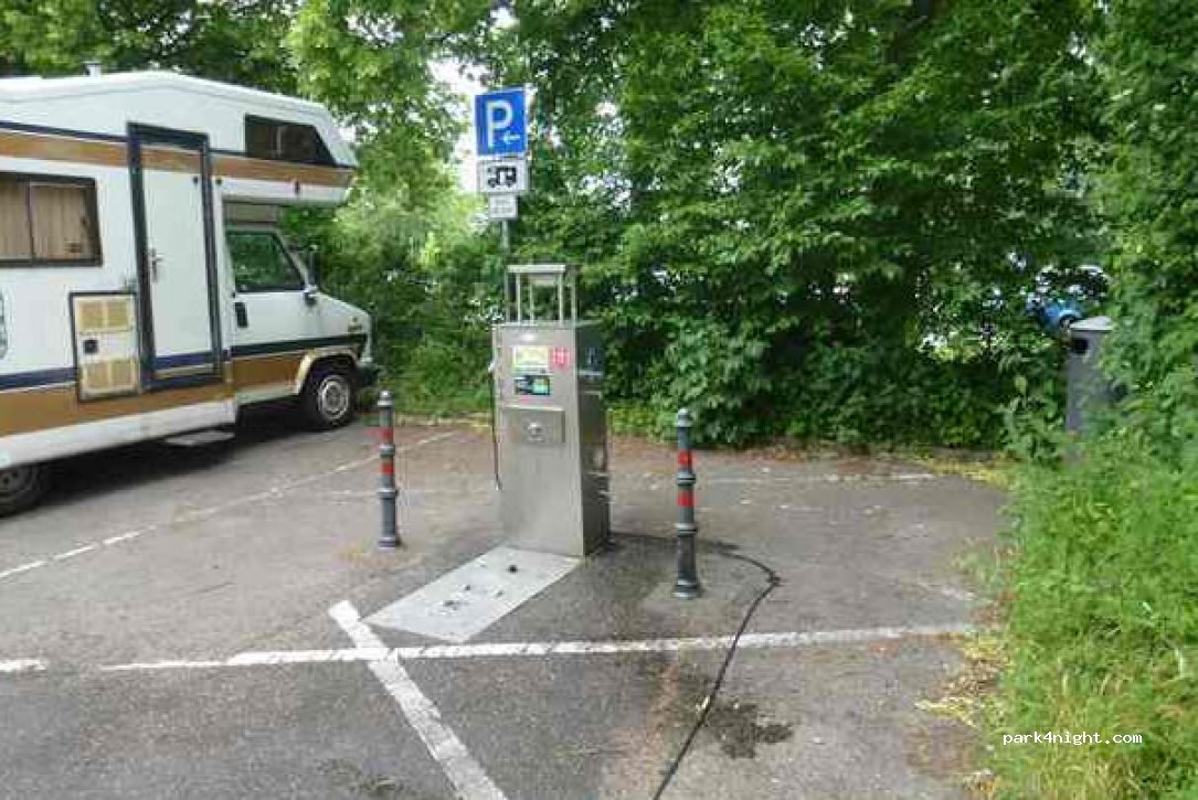 (76275) Ettlingen - 2 Wattkopfweg — foto