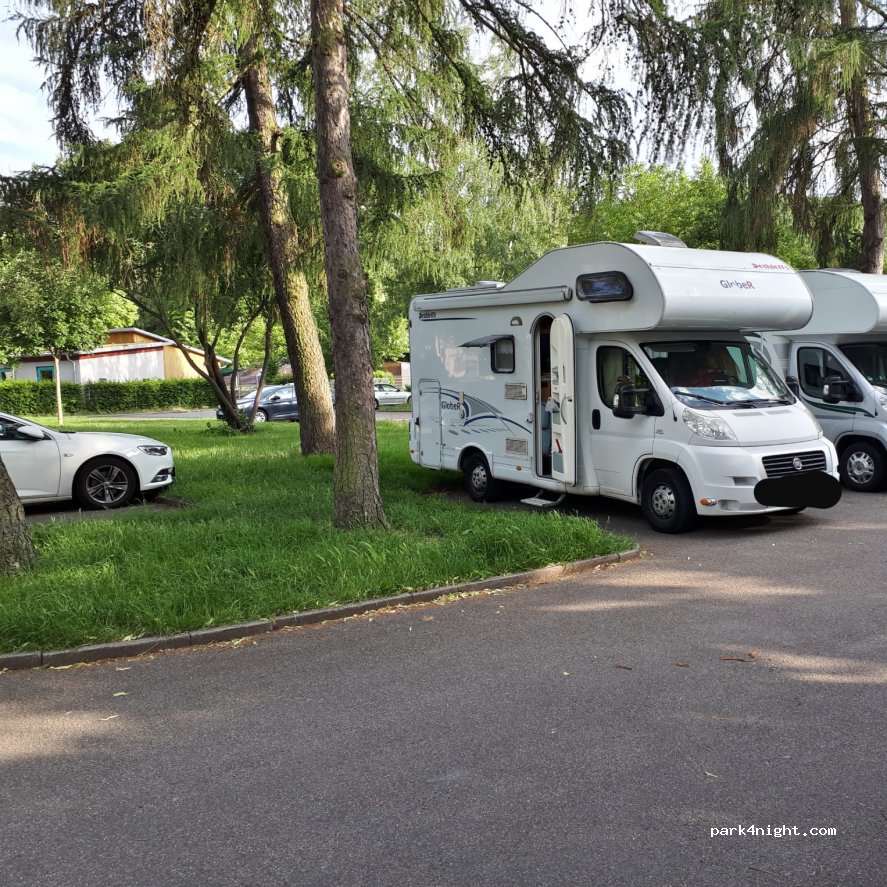 (76275) Ettlingen - 2 Wattkopfweg — foto 2