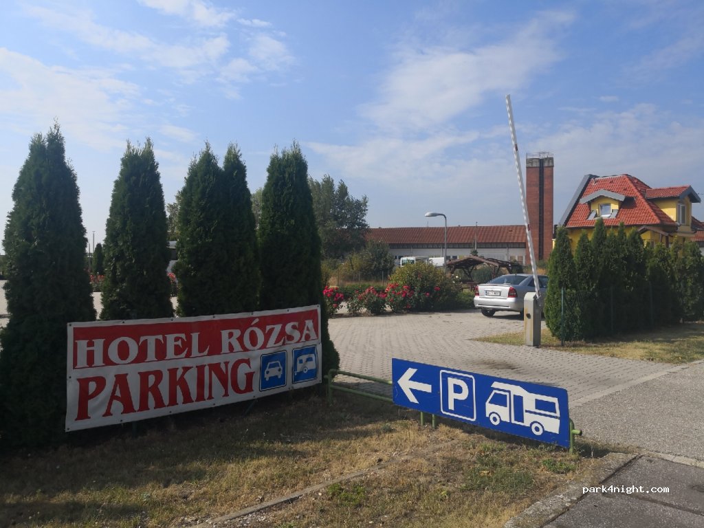 (9222) Hegyeshalom - Unnamed Road — foto