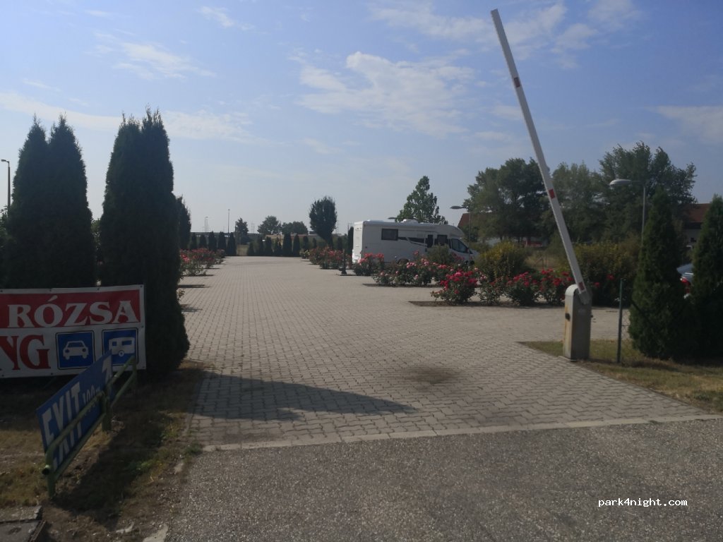 (9222) Hegyeshalom - Unnamed Road — foto 3