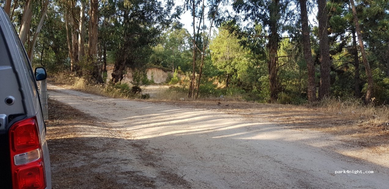 (2350)  - Estrada das Moreiras — foto 2