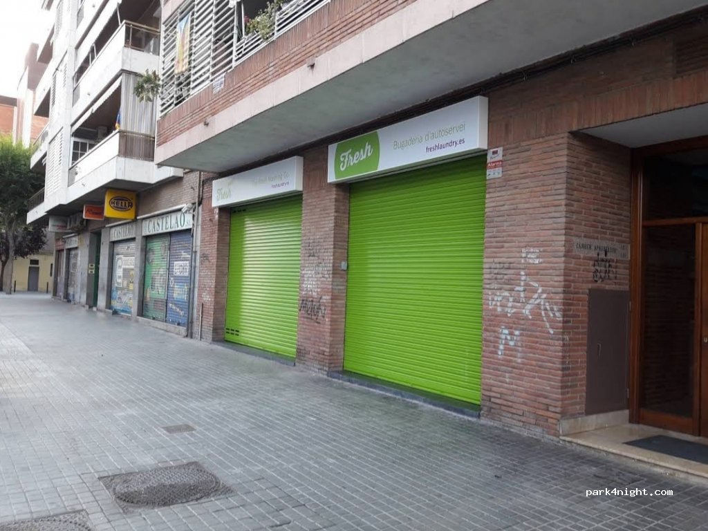 (08902) L'Hospitalet de Llobregat - 105 Carrer de l'Aprestadora — foto