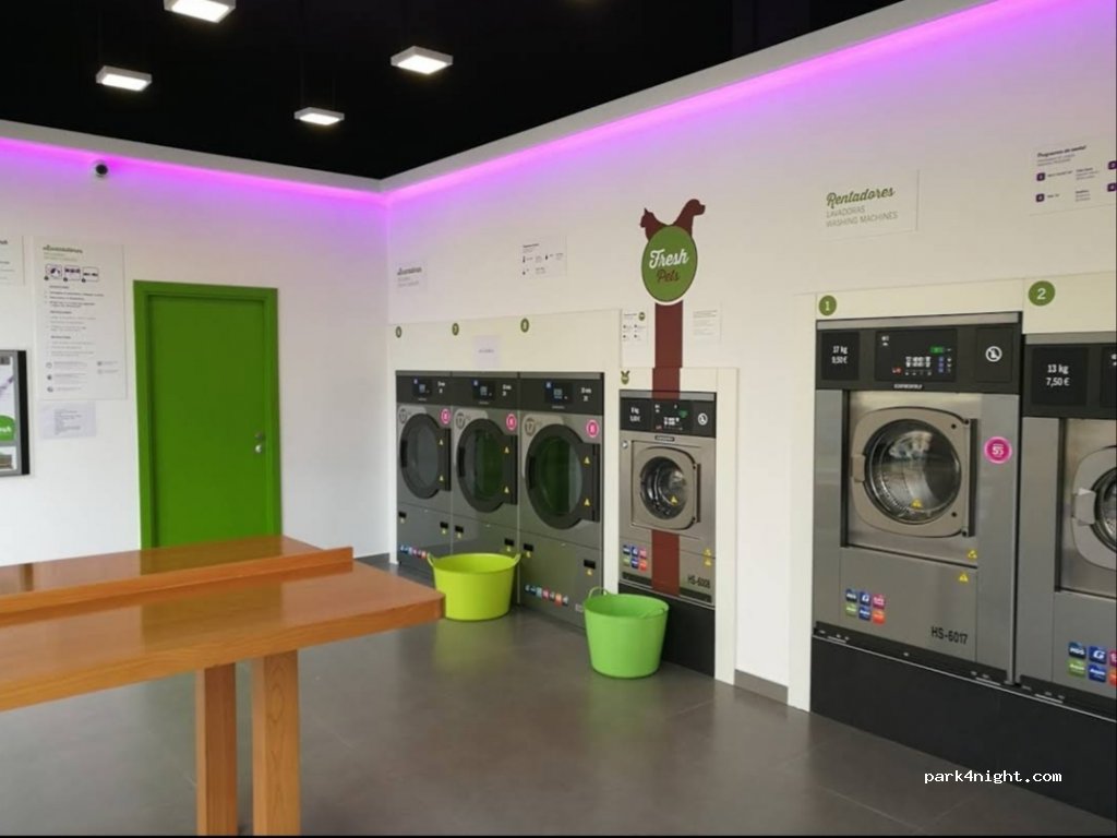 (08902) L'Hospitalet de Llobregat - 105 Carrer de l'Aprestadora — foto 2