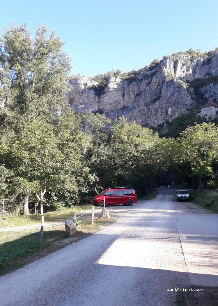 (46330) Sauliac-sur-Célé - D41 — foto 2