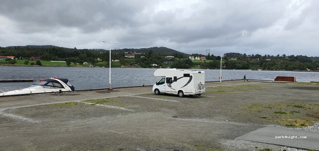 Skjoldastraumen Camping & Marina — foto