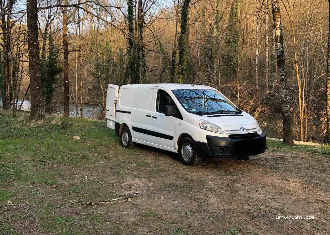 (12270) Najac - 33 Rue de la Pause — foto