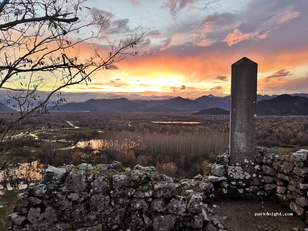 () Žabljak Crnojevića - Manastir Kom — foto 4