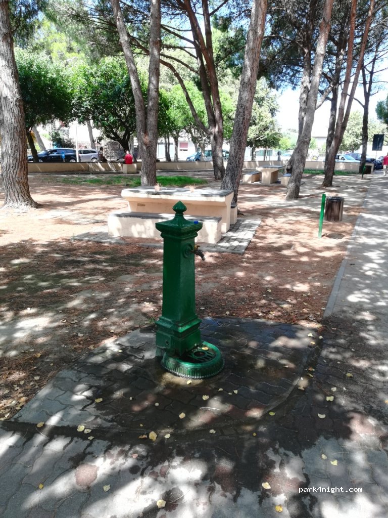 (09097) San Nicolò d'Arcidano - 1 Piazza della Libertà — foto