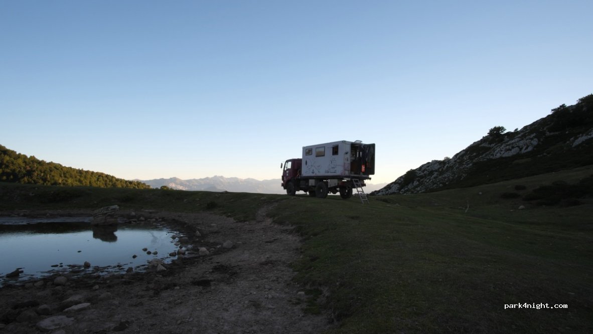 (39580) Peñarrubia - Sendero de la Braña de los Tejos — foto