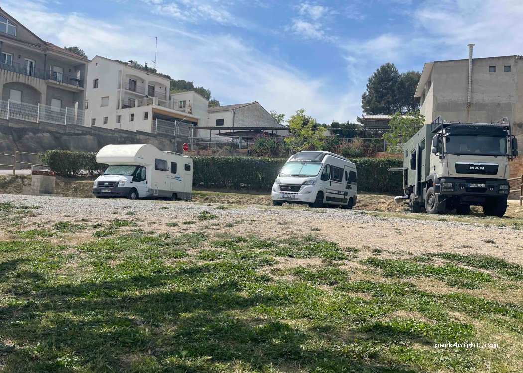 (08735) Vilobí del Penedès - 74 Carrer Guixeres de Baix — foto 3