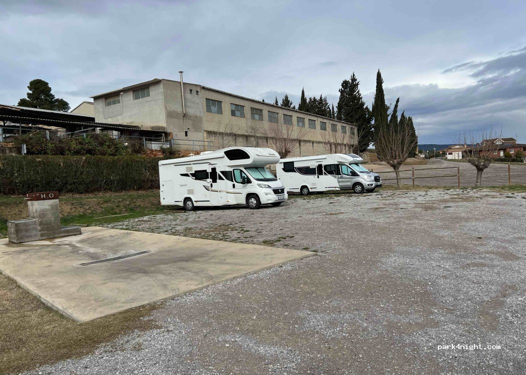 (08735) Vilobí del Penedès - 74 Carrer Guixeres de Baix — foto 4