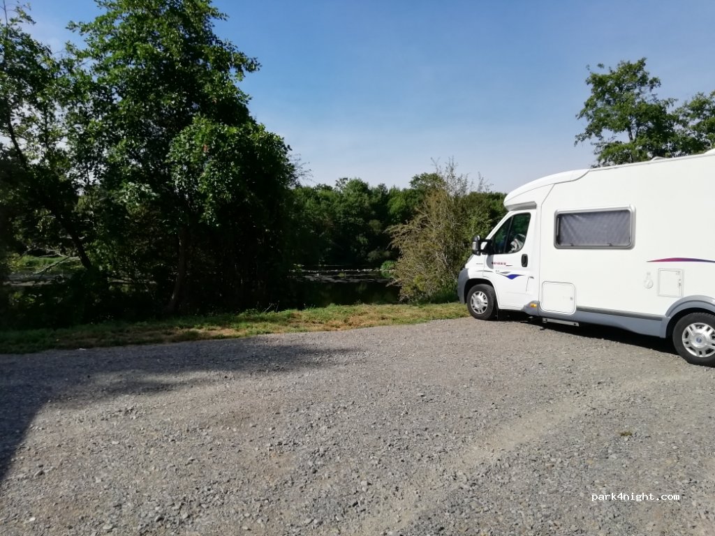 (36300) Pouligny-Saint-Pierre - 10 Rue des Coutures — foto
