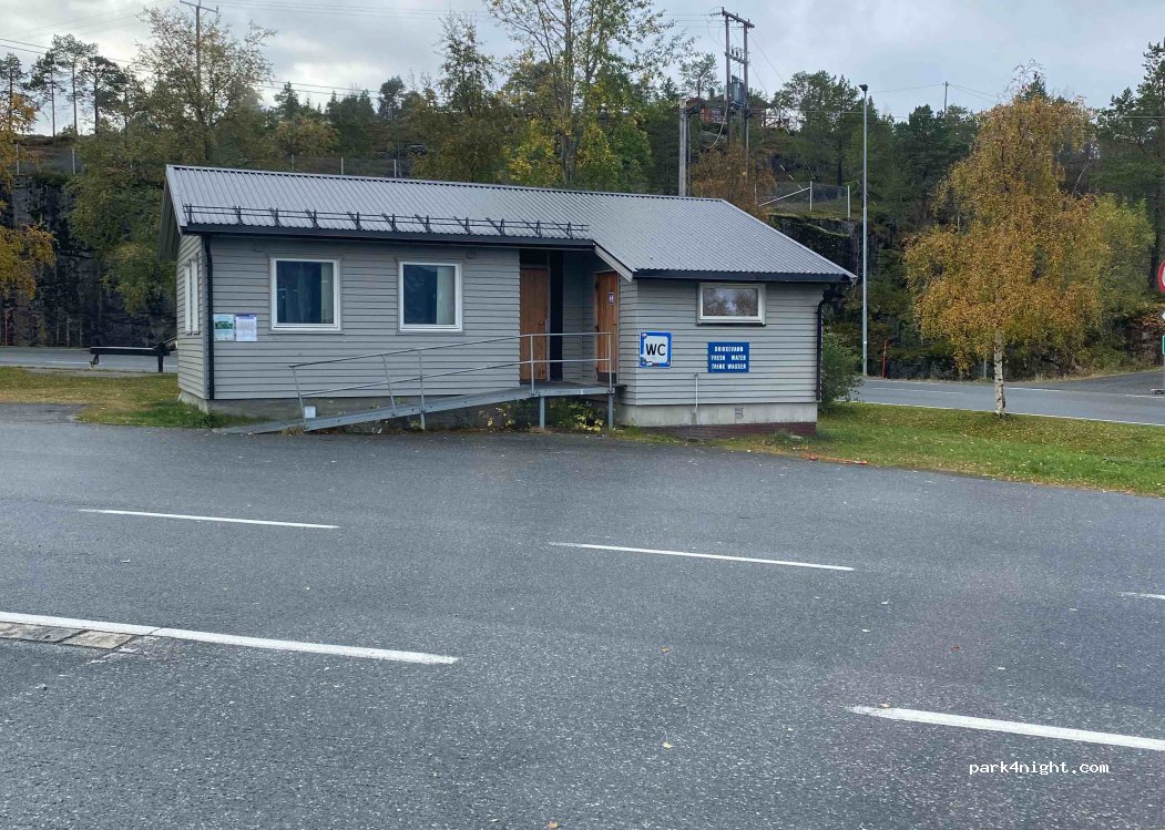(8540) Ballangen - 1 E6 — foto