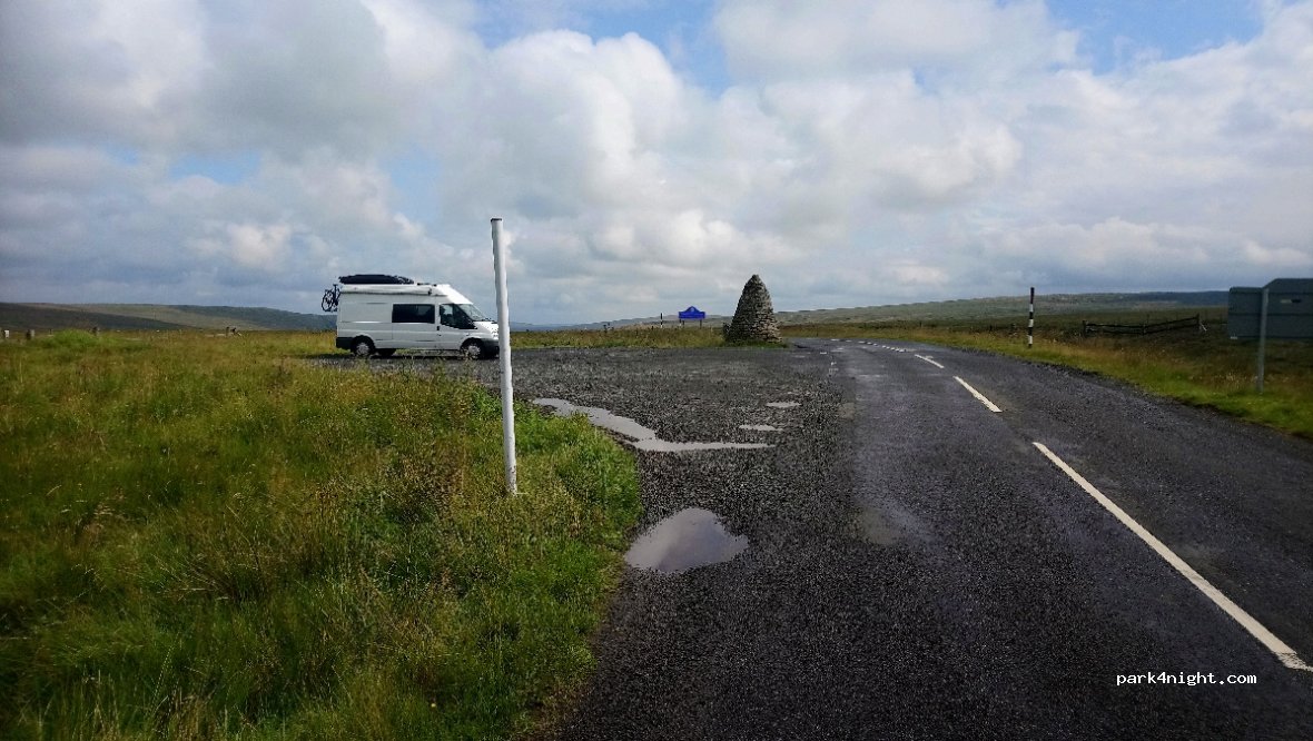 ()  - Unnamed Road — foto