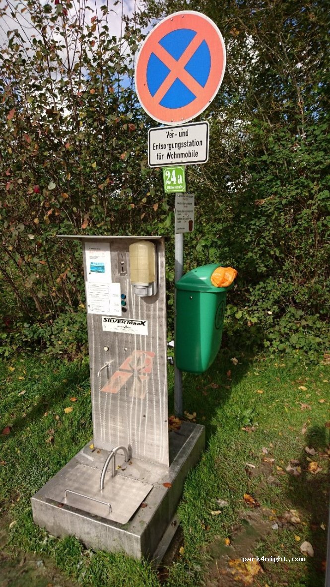 Wohnmobilstellplatz in Fischen — foto