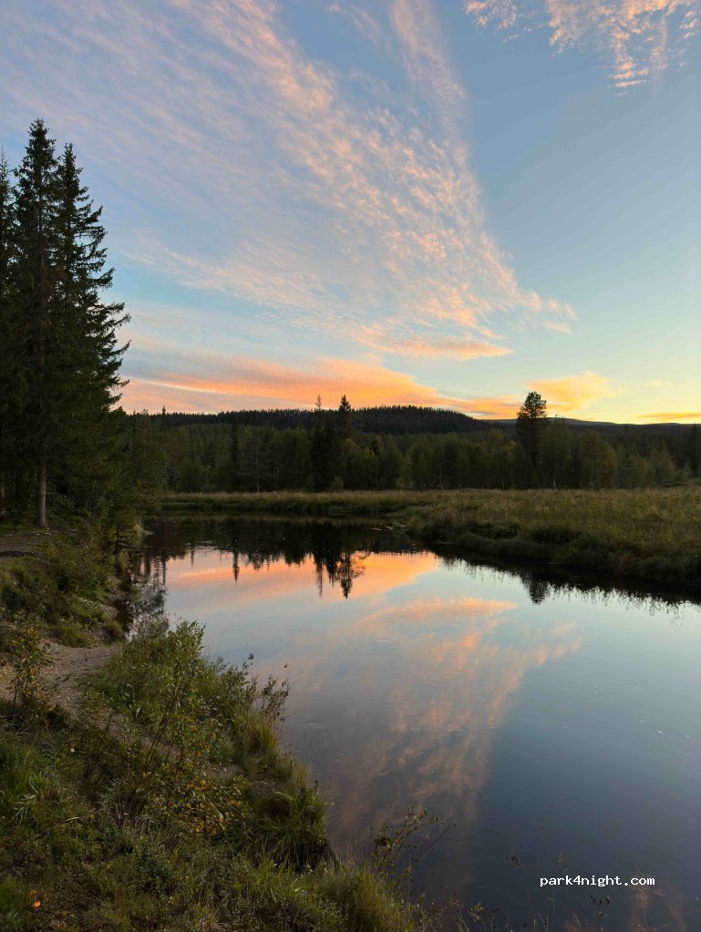 (790 90) Mörkret - Unnamed Road — foto 2