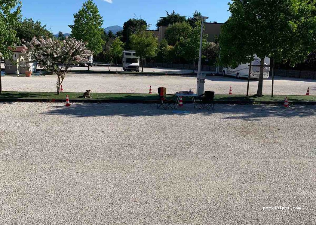 (37019) Peschiera del Garda - 43 Via Milano — foto