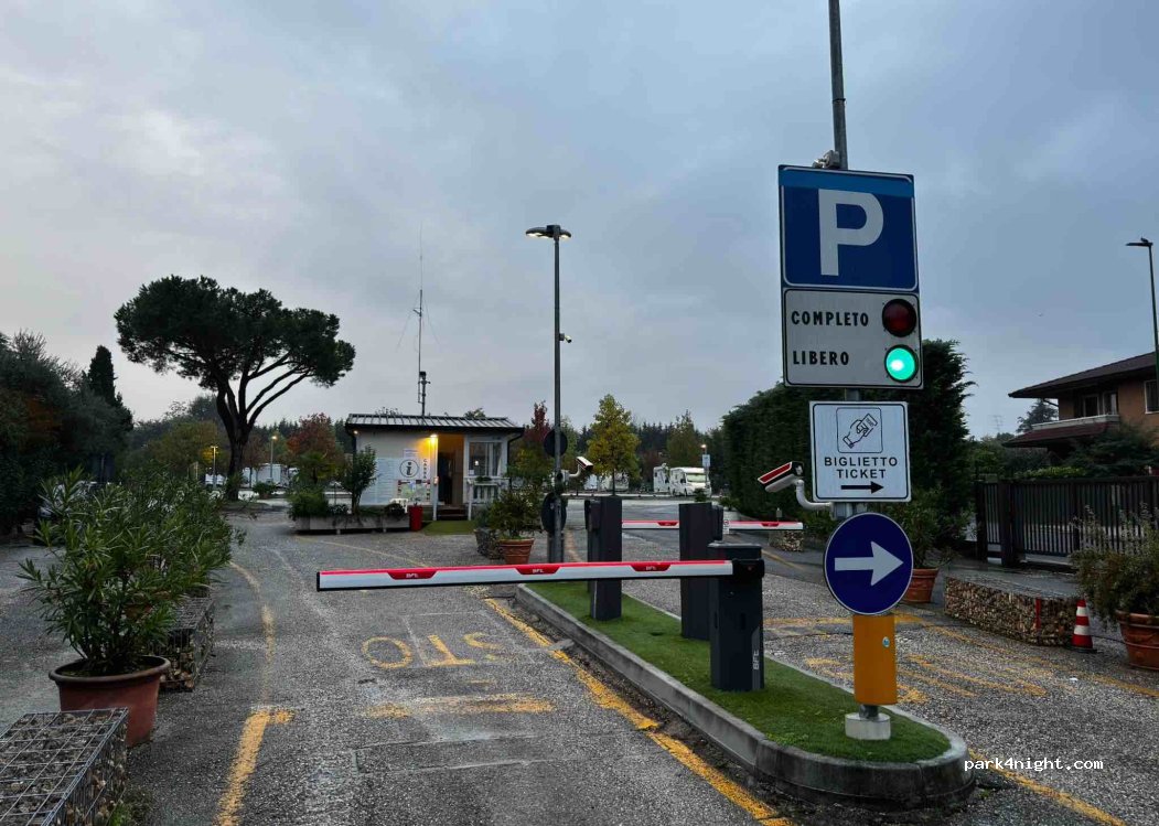 (37019) Peschiera del Garda - 43 Via Milano — foto 4