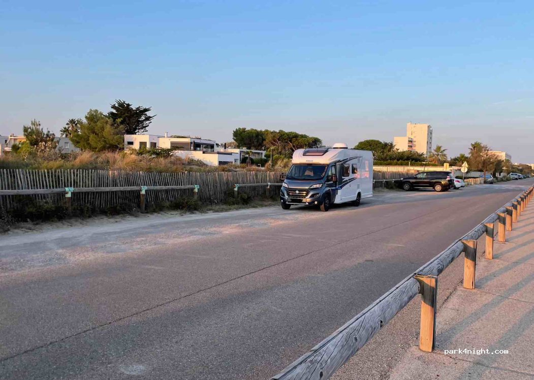 (34280) Mauguio - Avenue de Carnon — foto 3