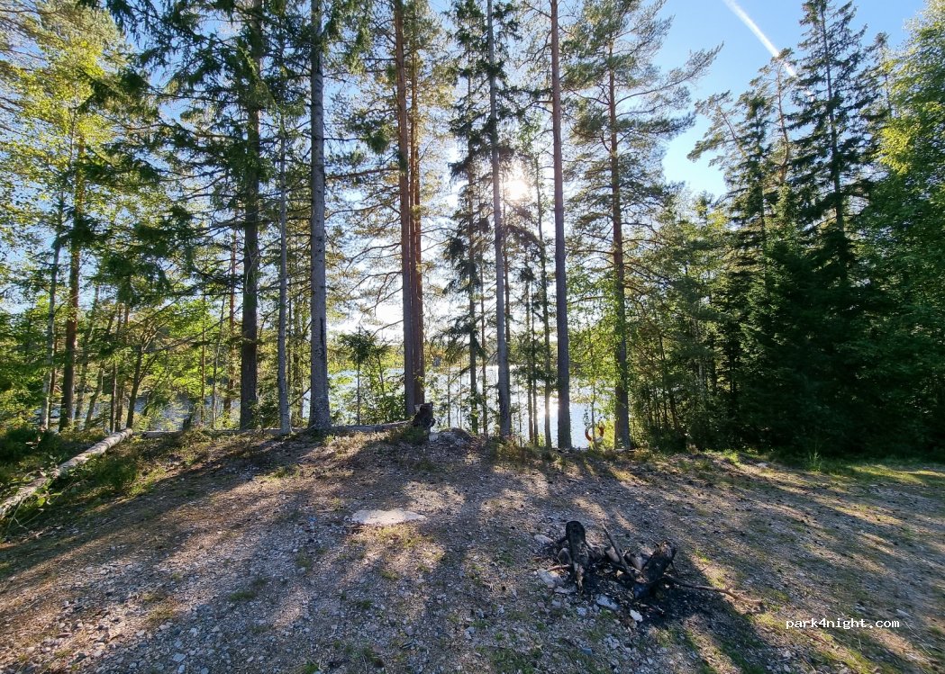 (711 77) Stråssa - Unnamed Road — foto