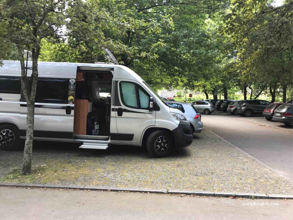 (4810) Guimarães - 9 Rua Nossa Senhora da Penha — foto 2