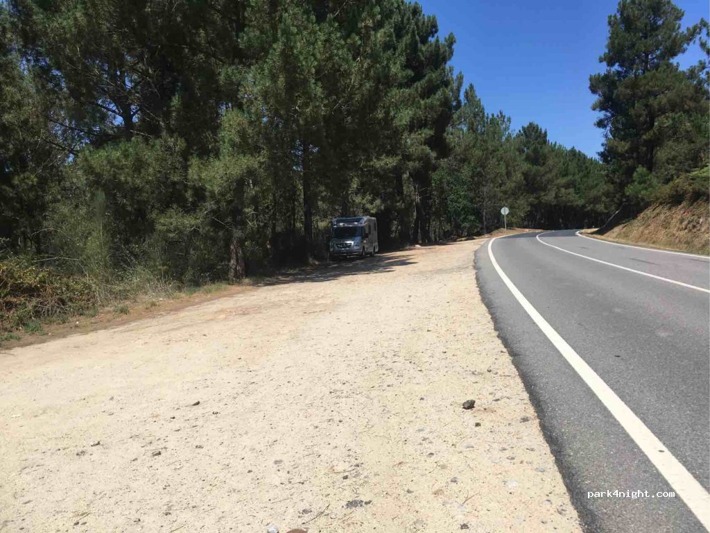 (32792) O Pereiro de Aguiar - 118 Lugar Cachamuiña — foto