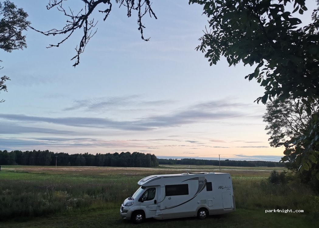 (705 97) Glanshammar - 227 KÄGGELHOLM, Ödebyvägen — foto
