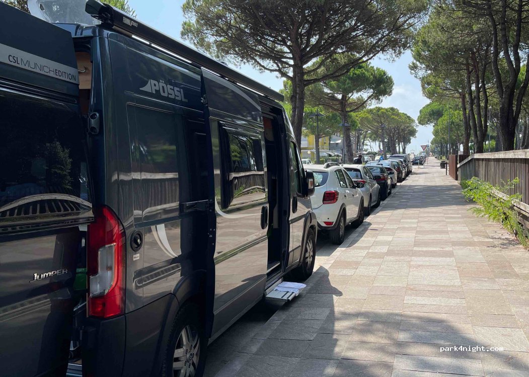 (30016) Lido di Jesolo - 1 Via Sebastiano Venier — foto 4