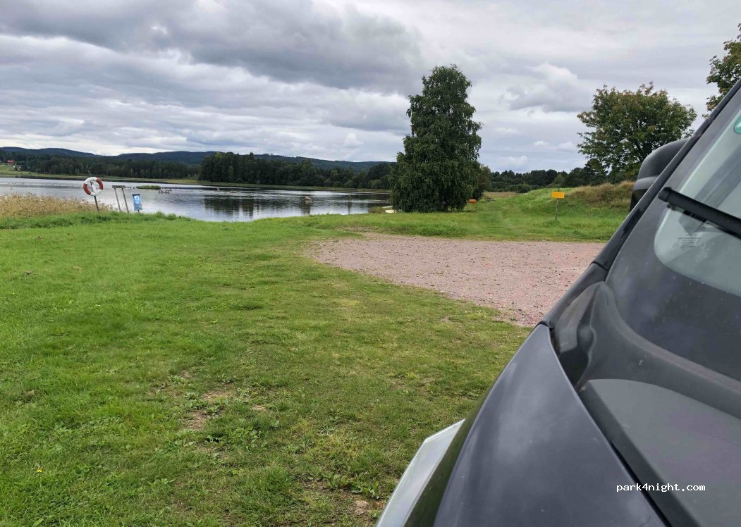 (793 60) Siljansnäs - 1 BÅTHUSBACKEN — foto 2