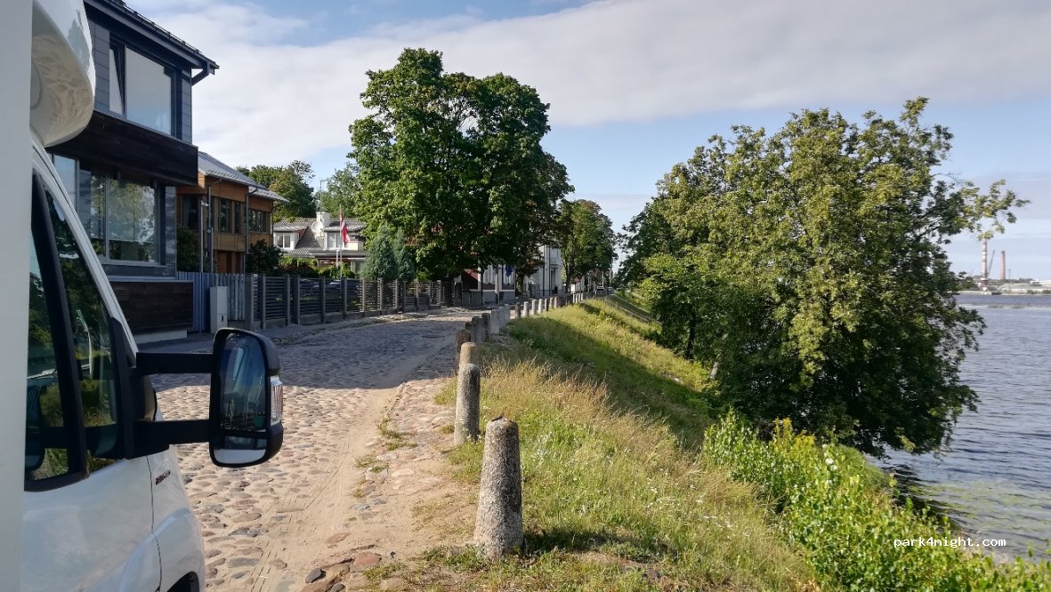 (1048) Rīga - 46 Balasta dambis — foto